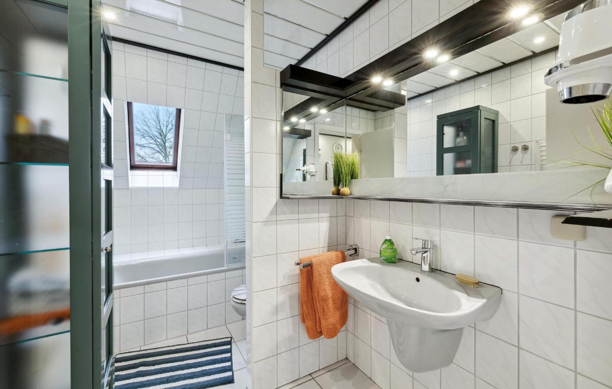 Amazing Apartment In Bremerhaven With Kitchen Eksteriør bilde